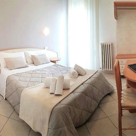 Hotel Prestige ريميني المظهر الخارجي الصورة