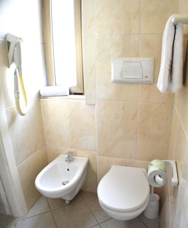 Hotel Prestige ريميني المظهر الخارجي الصورة